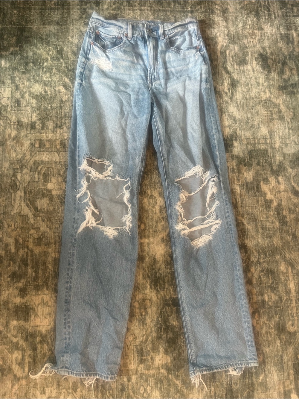 American Eagle Outfitters Light Blue Ripped Skinny Jeans